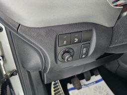 PEUGEOT Partner pieno