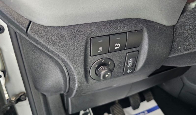 PEUGEOT Partner pieno