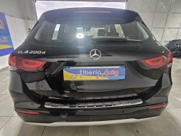 MERCEDES-BENZ GLA 200 pieno