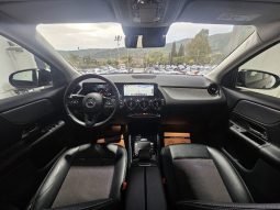 MERCEDES-BENZ GLA 200 pieno