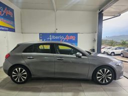 MERCEDES-BENZ A 180 pieno