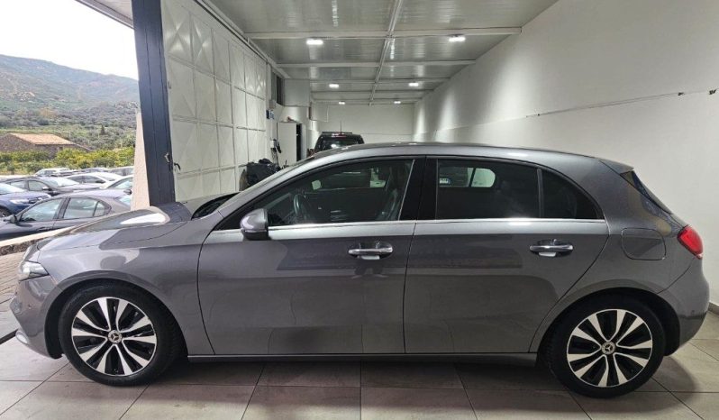 MERCEDES-BENZ A 180 pieno