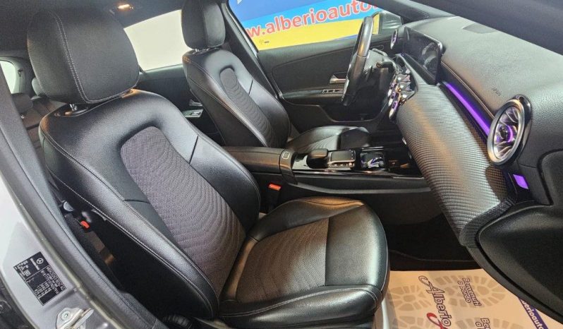 MERCEDES-BENZ A 180 pieno