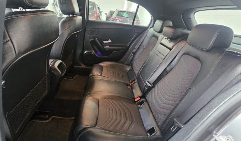 MERCEDES-BENZ A 180 pieno