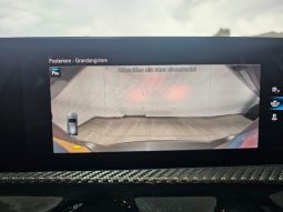 MERCEDES-BENZ A 180 pieno