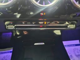 MERCEDES-BENZ A 180 pieno