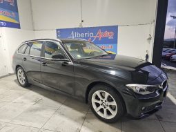 BMW 320 pieno