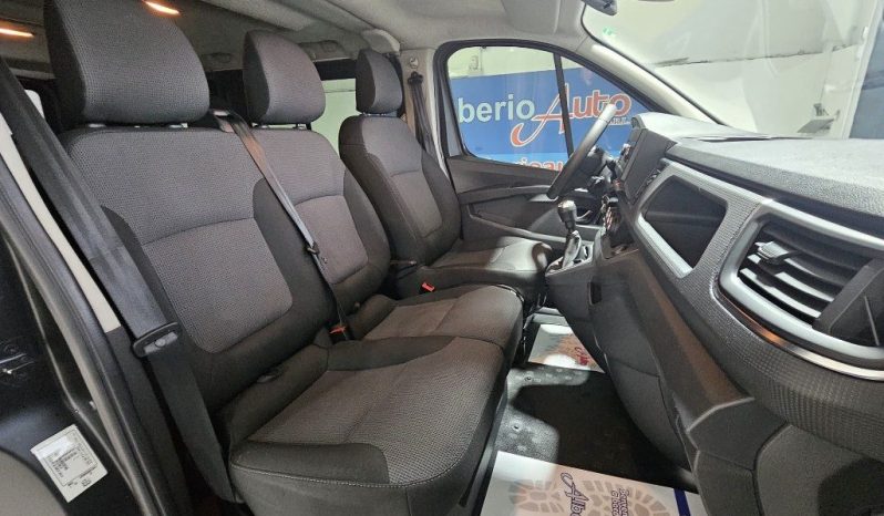 NISSAN Primastar pieno