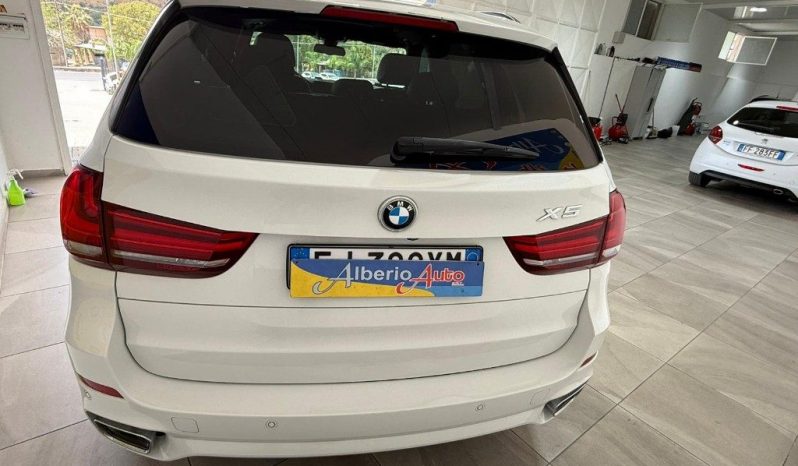 BMW X5 pieno