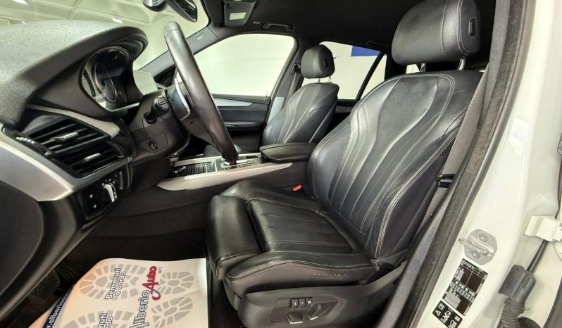 BMW X5 pieno