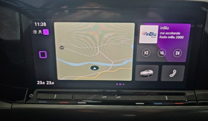 VOLKSWAGEN Golf pieno