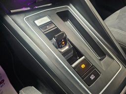 VOLKSWAGEN Golf pieno