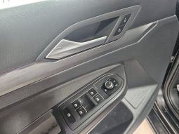 VOLKSWAGEN Golf pieno