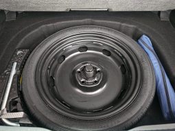 VOLKSWAGEN Golf pieno