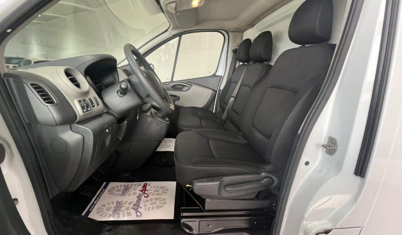 RENAULT Trafic pieno