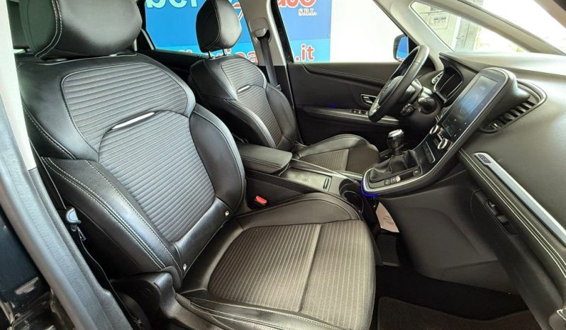 RENAULT Scenic pieno