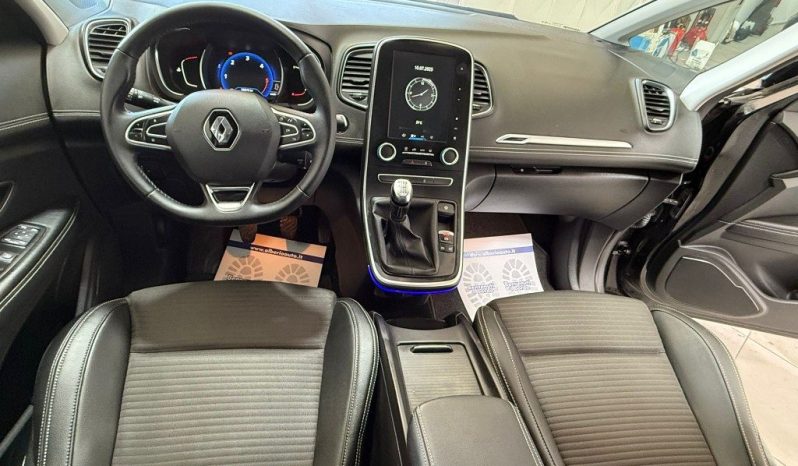 RENAULT Scenic pieno