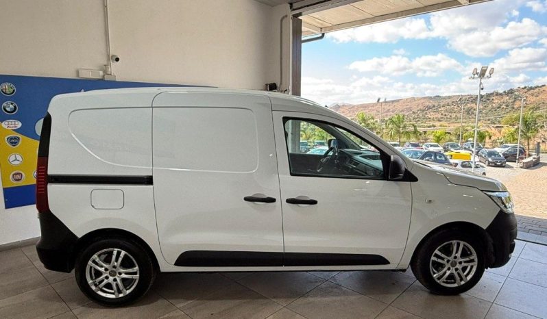 RENAULT Kangoo pieno