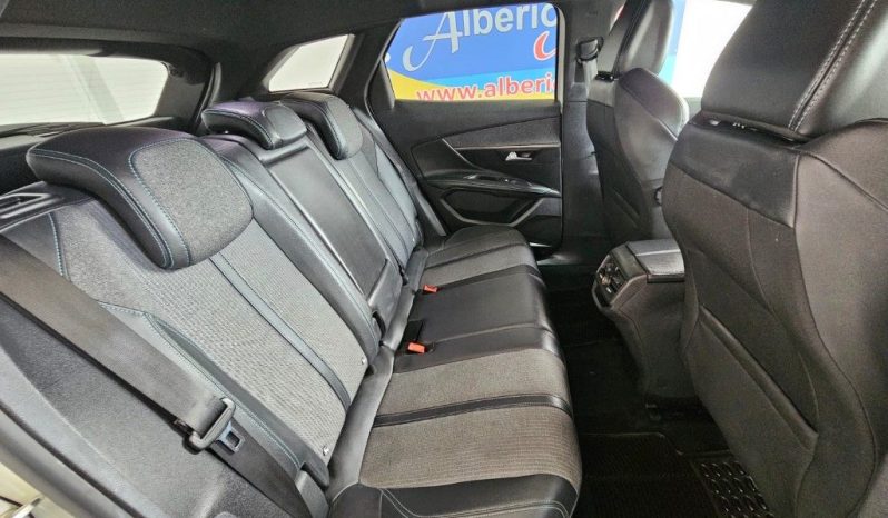 PEUGEOT 3008 pieno