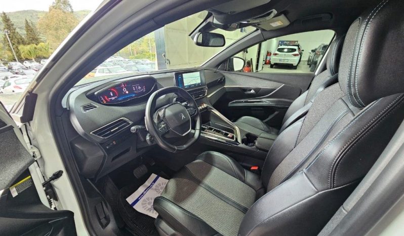 PEUGEOT 3008 pieno