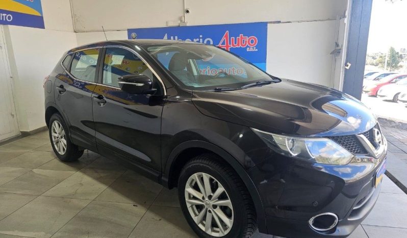 NISSAN Qashqai pieno