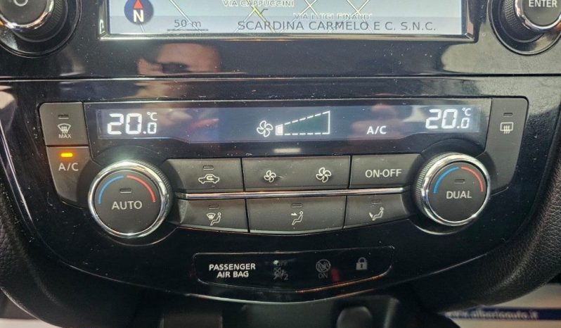 NISSAN Qashqai pieno