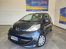 PEUGEOT 107