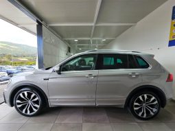 VOLKSWAGEN Tiguan pieno