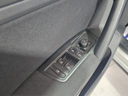 VOLKSWAGEN Tiguan pieno