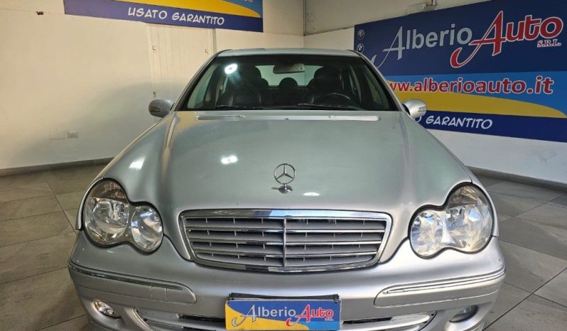 MERCEDES-BENZ C 220 pieno