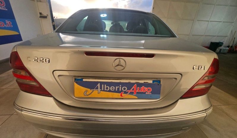 MERCEDES-BENZ C 220 pieno