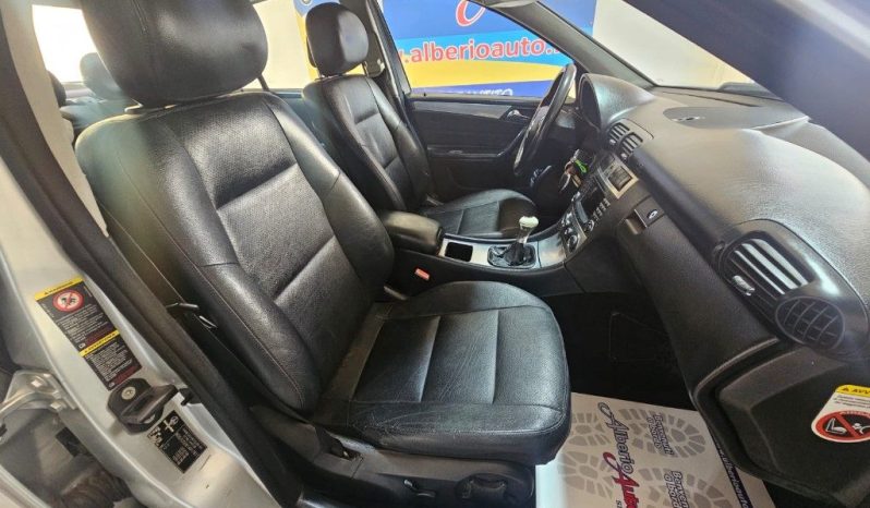 MERCEDES-BENZ C 220 pieno