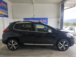 PEUGEOT 2008 pieno
