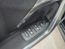 PEUGEOT 2008 pieno