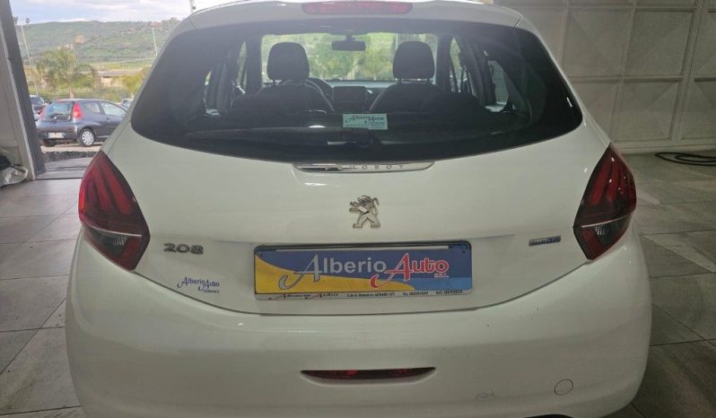 PEUGEOT 208 pieno