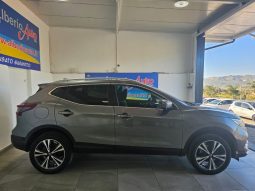 NISSAN Qashqai pieno