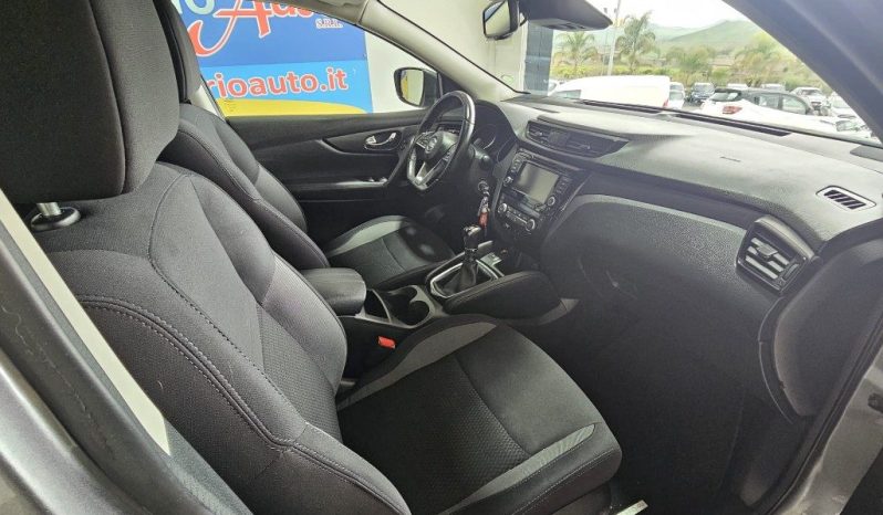 NISSAN Qashqai pieno