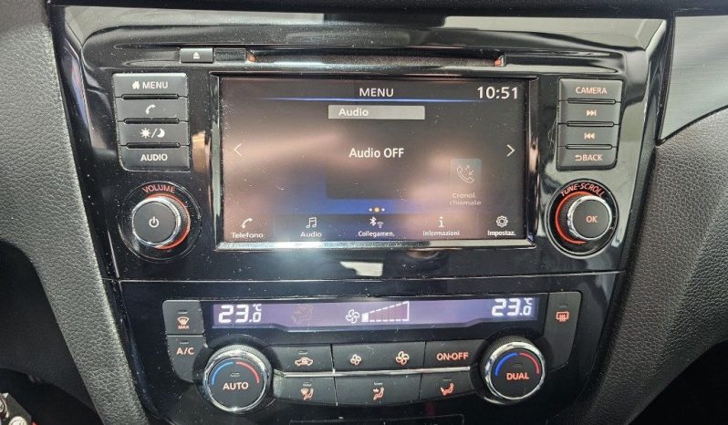 NISSAN Qashqai pieno