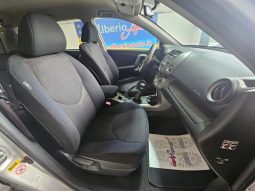 TOYOTA RAV 4 MY23 pieno