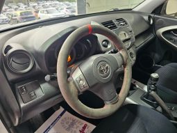 TOYOTA RAV 4 MY23 pieno