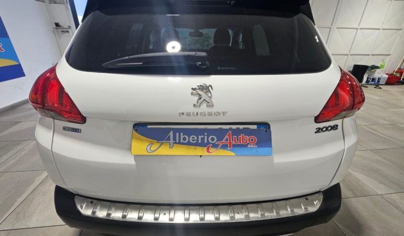 PEUGEOT 2008 pieno