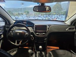 PEUGEOT 2008 pieno