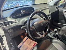 PEUGEOT 2008 pieno