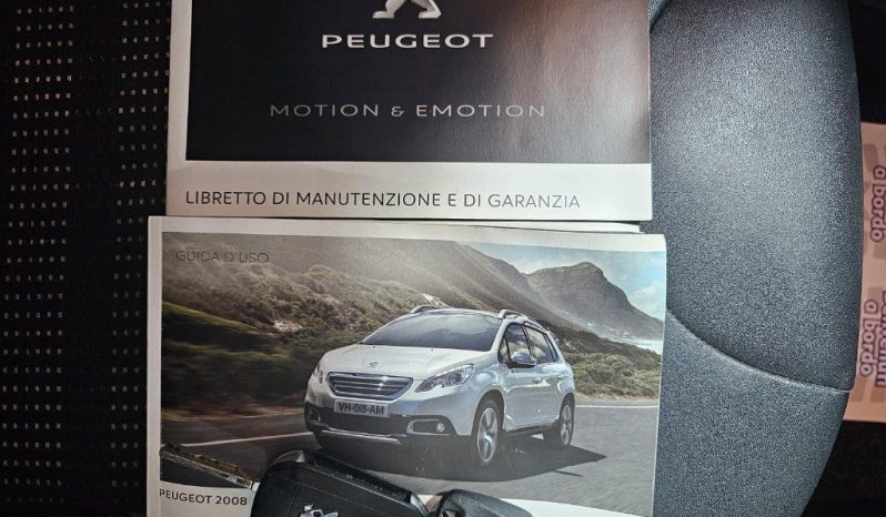 PEUGEOT 2008 pieno