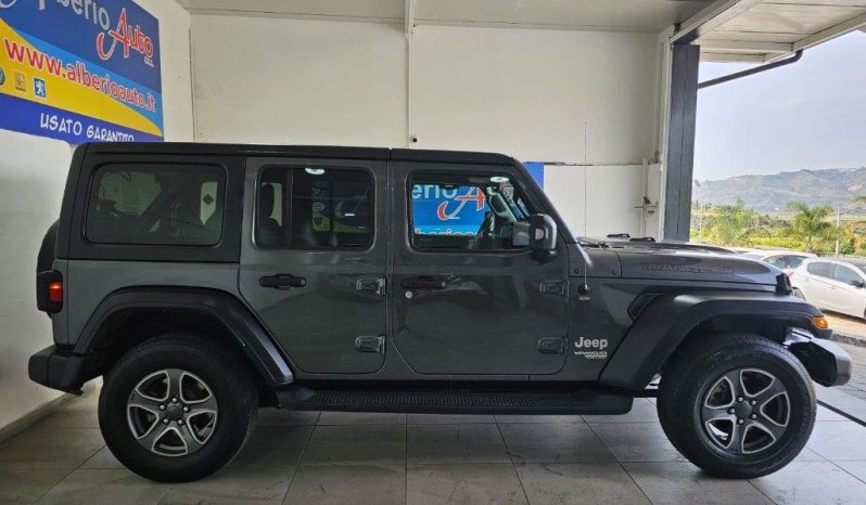 Jeep Wrangler pieno