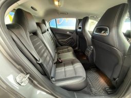 Mercedes-Benz GLA 200 pieno
