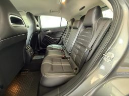 Mercedes-Benz GLA 200 pieno