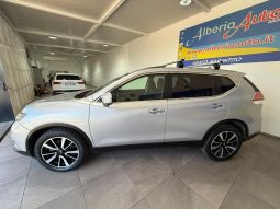 Nissan X-Trail pieno