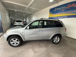 Toyota RAV 4 pieno