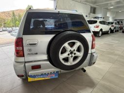 Toyota RAV 4 pieno